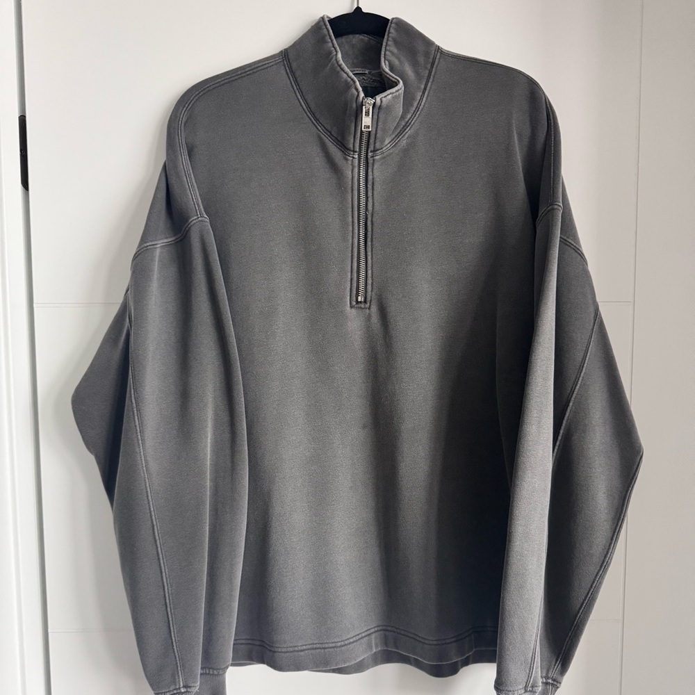 Abercrombie Men's Charcoal Quarter-Zip Sweater